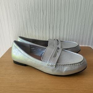 Torrid 11 Extra Wide 11WW Silver Metallic Faux Leather Slip On Loafers Shoes